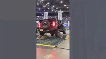 2023 Ford Bronco Frame Twist Test
