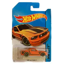 Модель автомобиля '2017 Ford F-150 Raptor', Белая, HW Hot Trucks, Hot Wheels [DVB69]