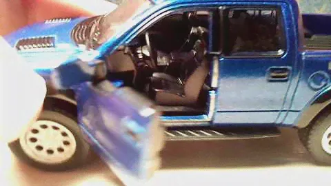 Масштабная модель Ford Raptor (GARAGE 84)