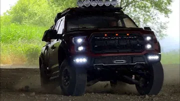 1/8 Scale Traction Hobby [KM] FORD F-150 raptor First off-road driving 4X4 RC Car (with my friend)